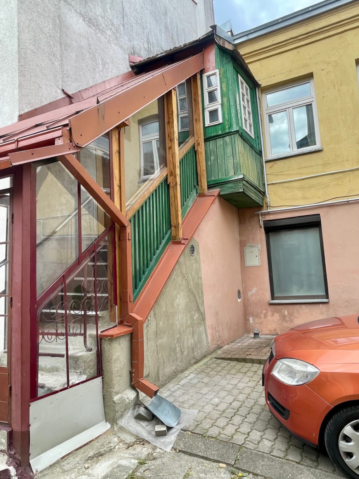 Ekskursija "Miesto užkulisiai: maršrutas iš kiemų pusės" – nuotrauka 10