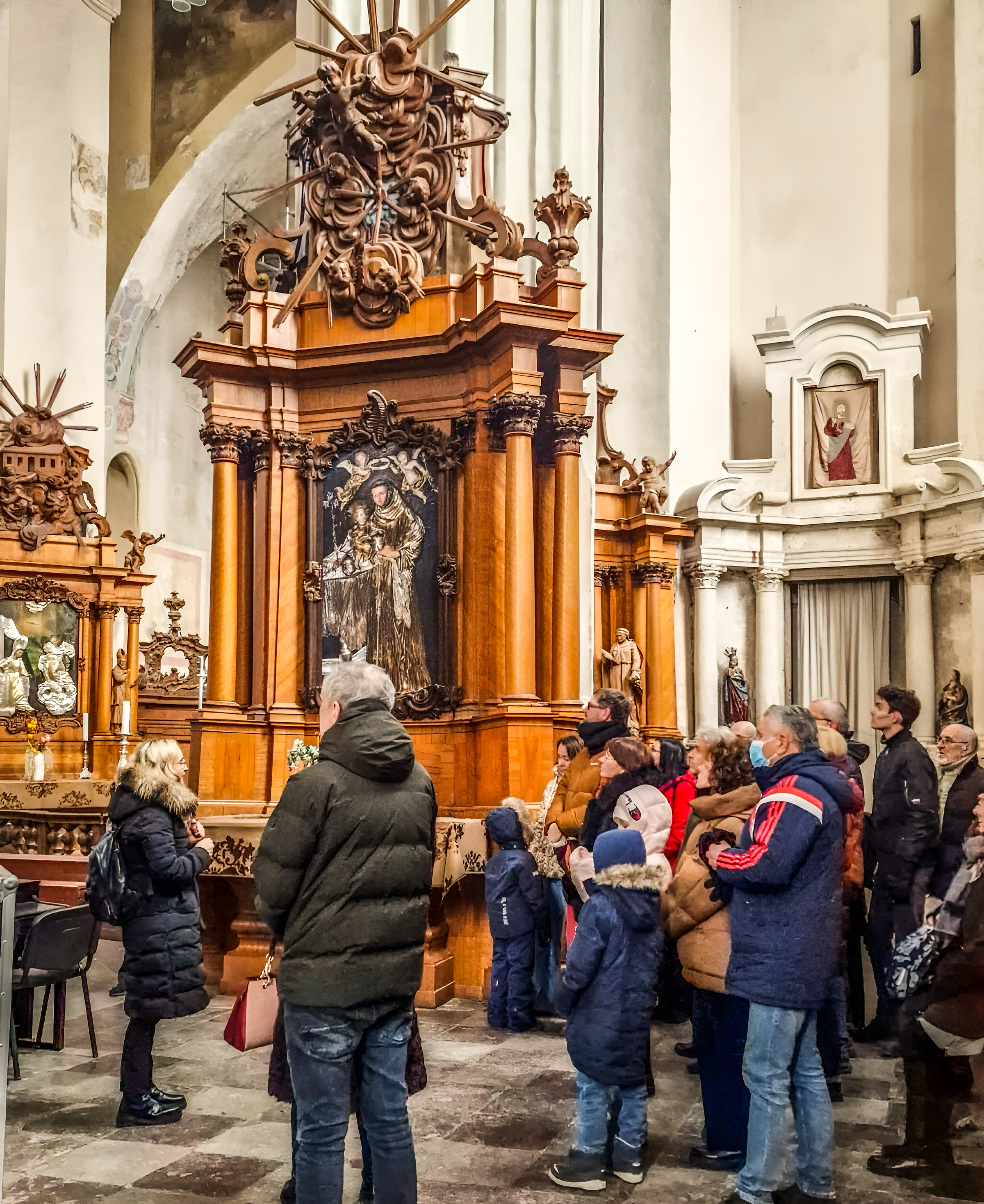 Ekskursija "Altorių šešėly: Bernardinų bažnyčia ir vienuolynas" - miniatiūra 3