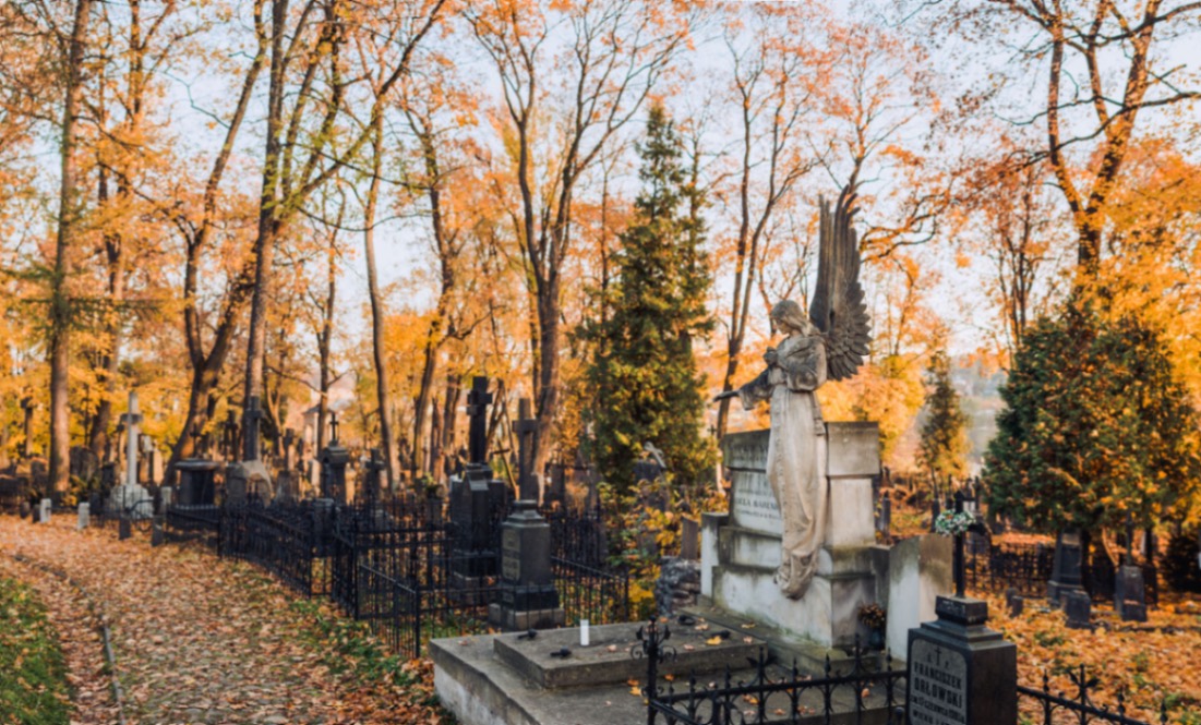 Vėlinių ekskursija "Po Bernardinų kapines: miestas už miesto ant kalvos" - miniatiūra 5