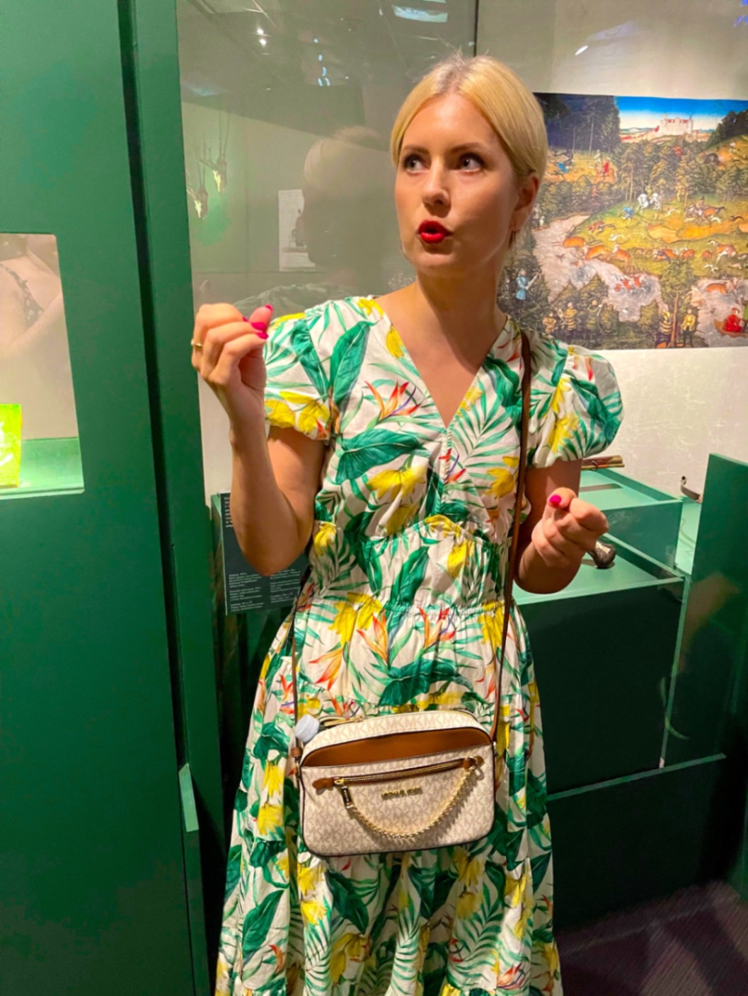 Ekskusija po parodą "Karalienė, karalystė ir jausmai" - miniatiūra 4